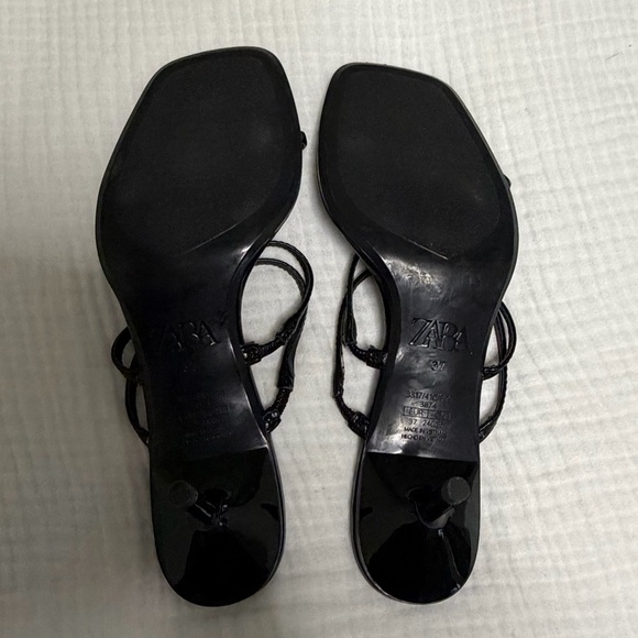 Zara Women's Sandals - Picture 2 of 3